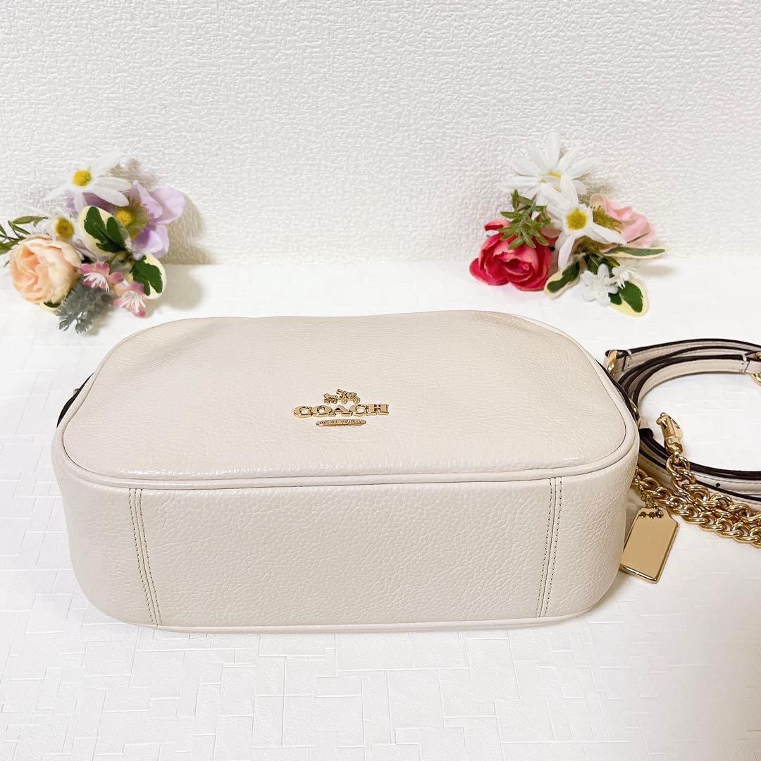 【美品】COACH ショルダーバッグ 斜め掛け カメラバッグ チェーン チャーム