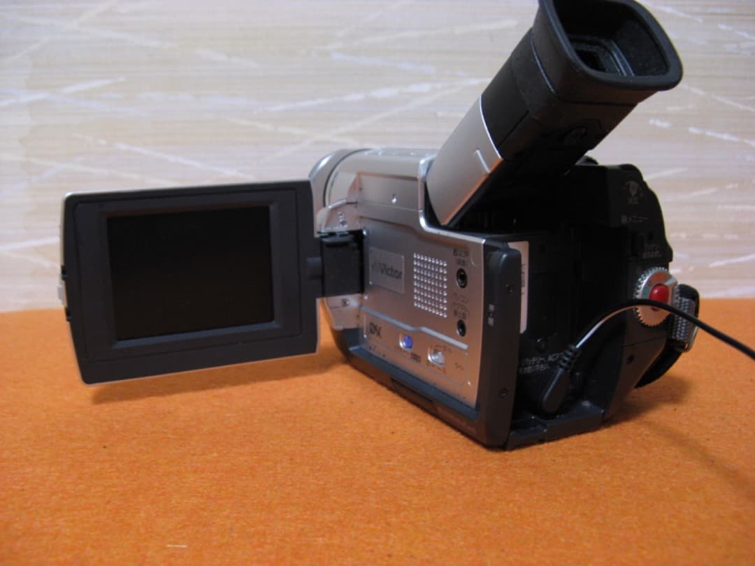 動作OK❗️☆VictorのMiniDV/デジタルビデオカメラ・GR-DVA11