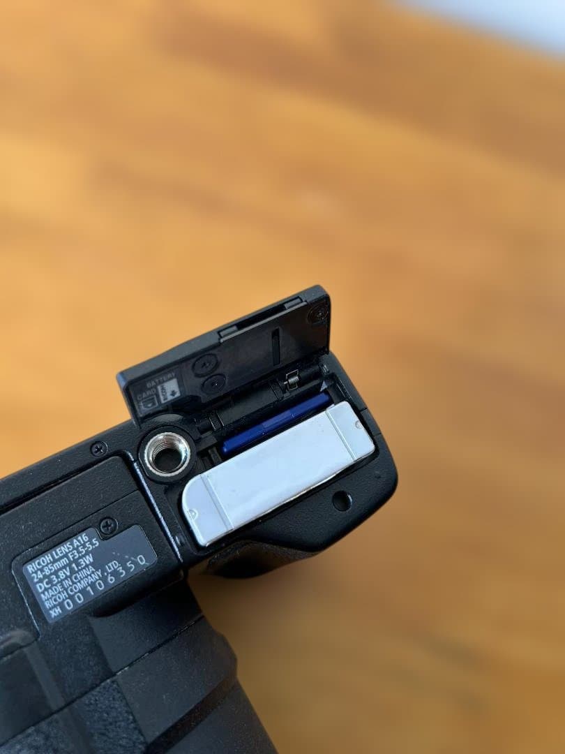 【ジャンク】RICOH GXR A16 24-85mm ユニットセット SD付