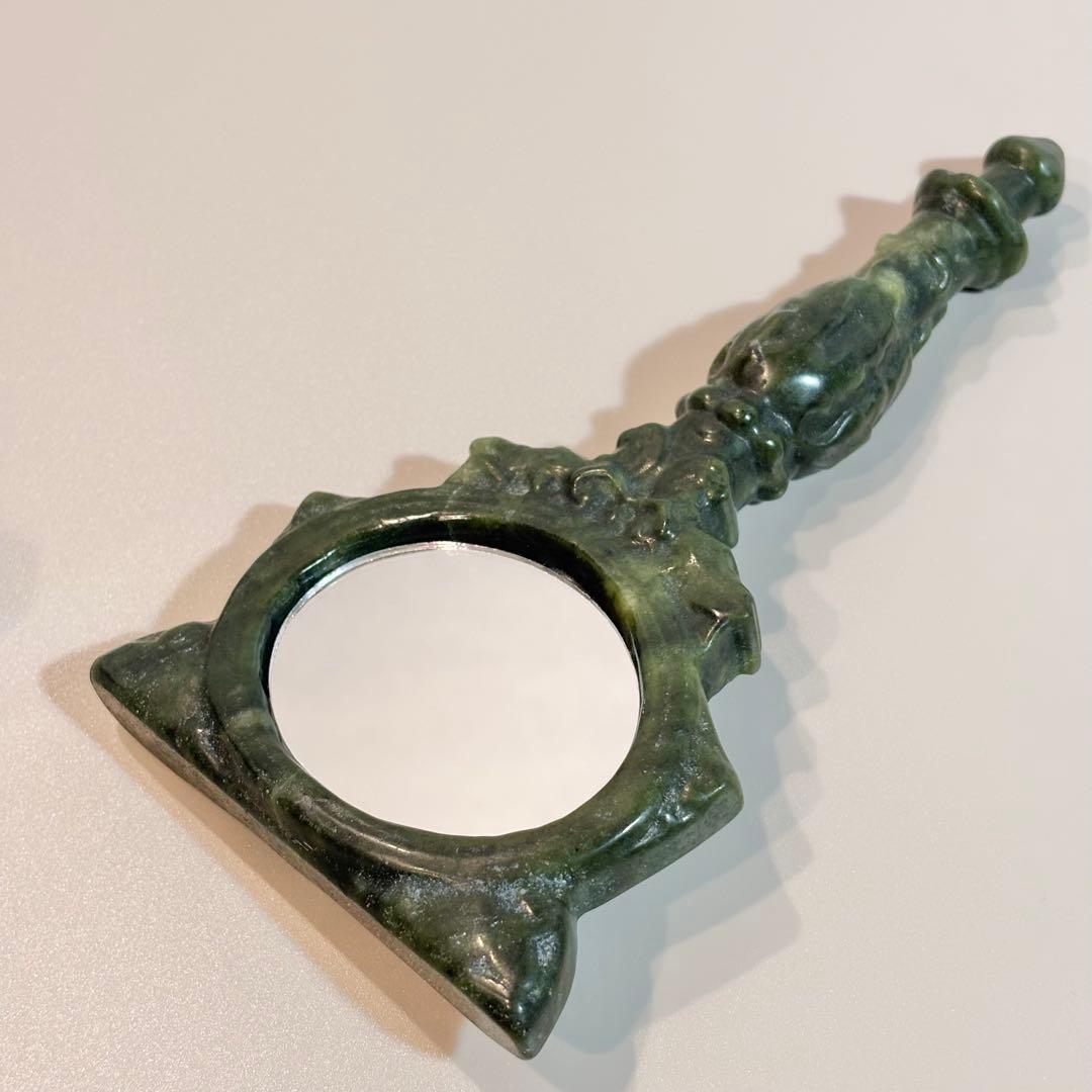 グリーンジェイド　手鏡　天然石　パワーストーン　猫 ジェイド