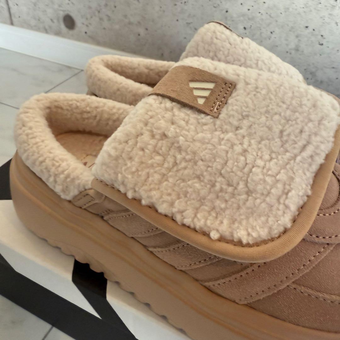 ラスト１点！韓国限定adidas GRAND COURT MULE 23.5cm