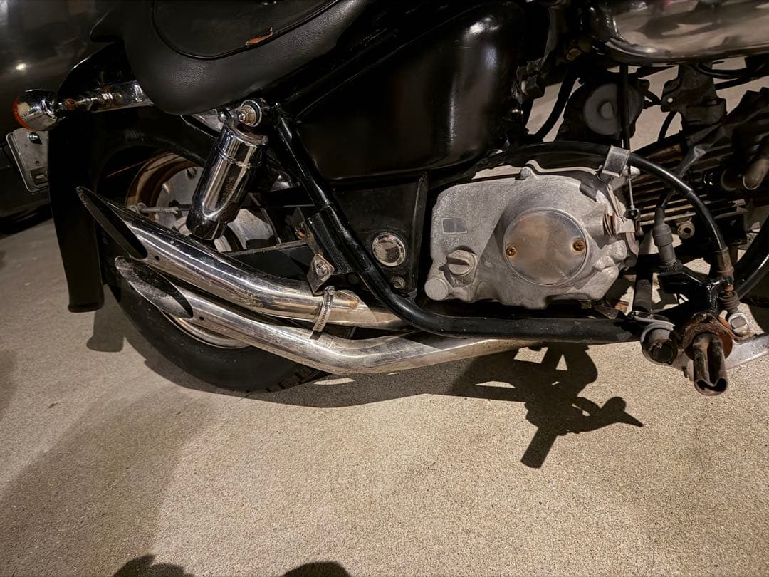 マグナ50 デュアルスラッシュカットマフラー