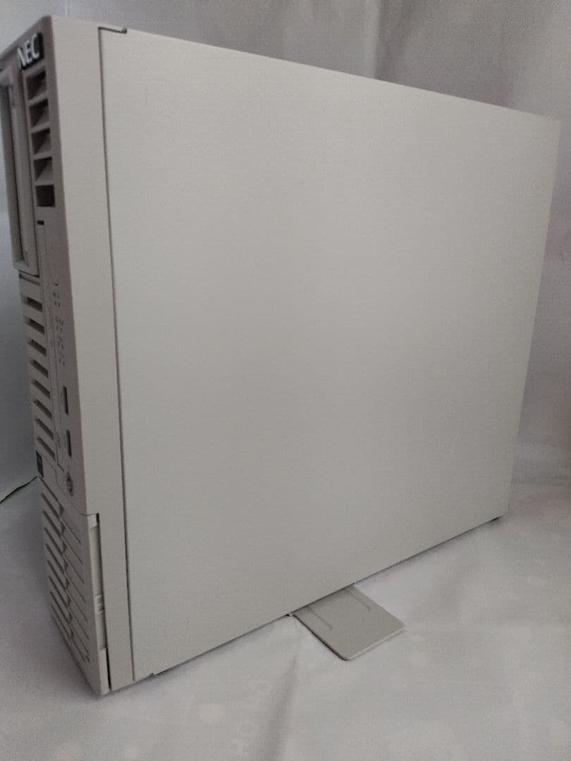 NEC Express5800/T110k-S サーバー(RDXドライブ内蔵)