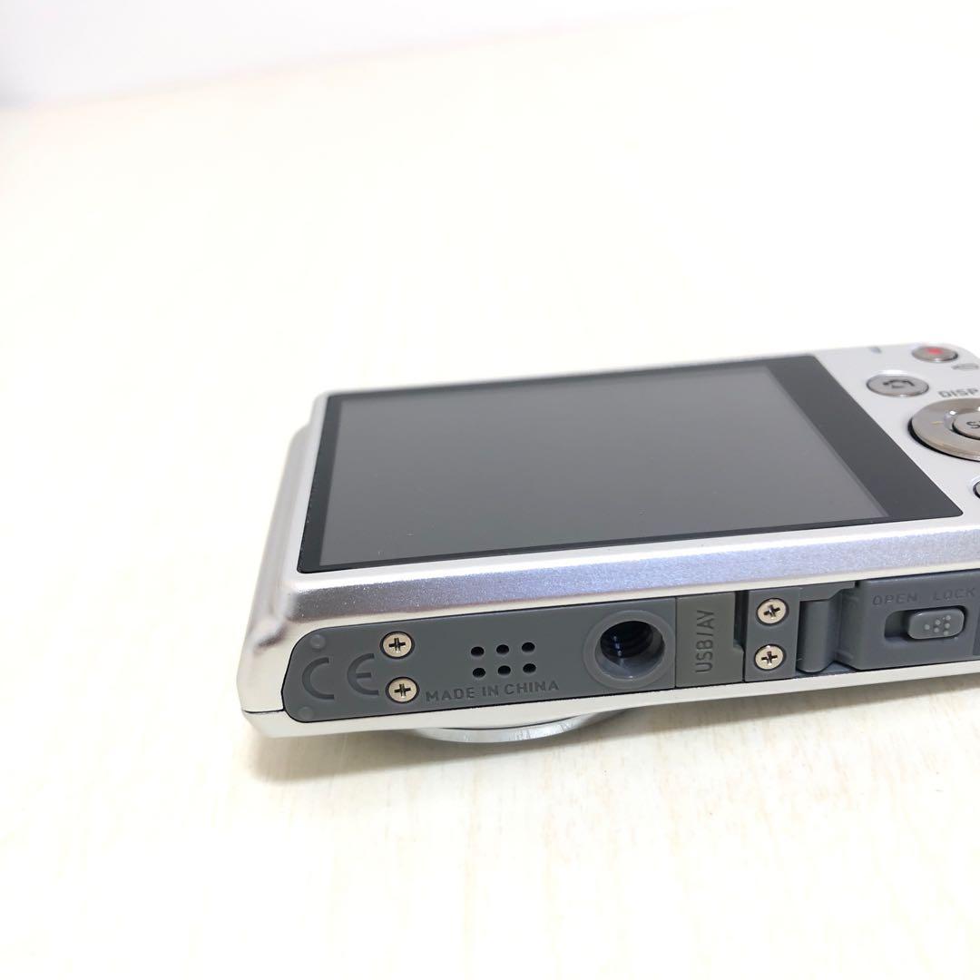 美品　CASIO カシオ　EXILIM EX-Z880