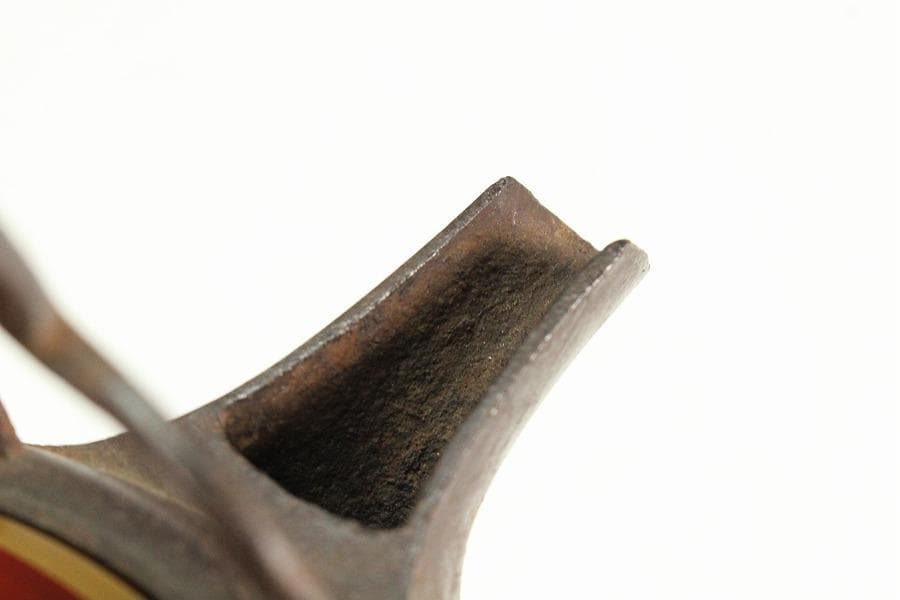 古鉄 持ち手 唐草 銀象嵌 瓶 注器 鉄瓶 銀摘 金縁朱塗蓋(K-XA811)