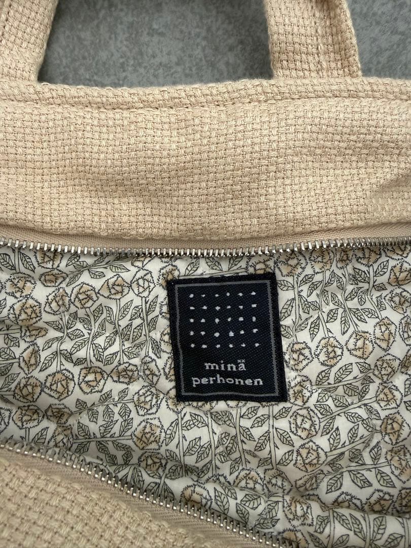 ミナペルホネン ショルダーバッグ デヴェロッペ développé