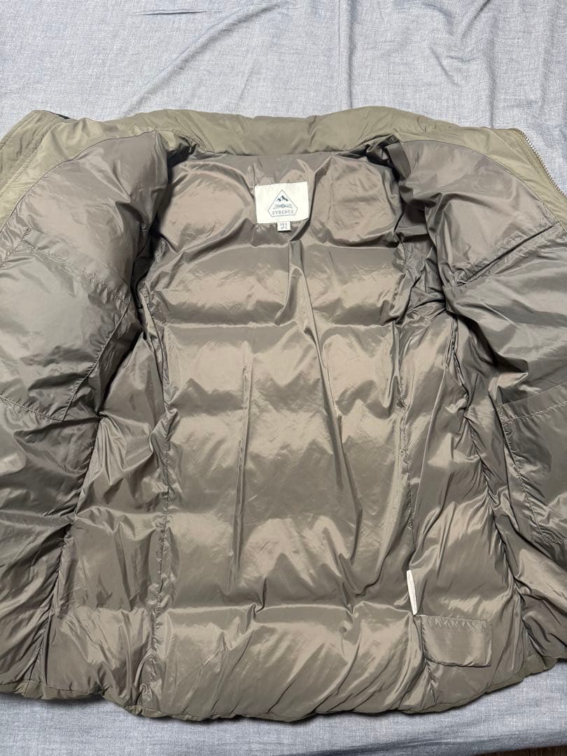 週末セール 美品 新品同様PYRENEES ダウンジャケット カーキ メンズ