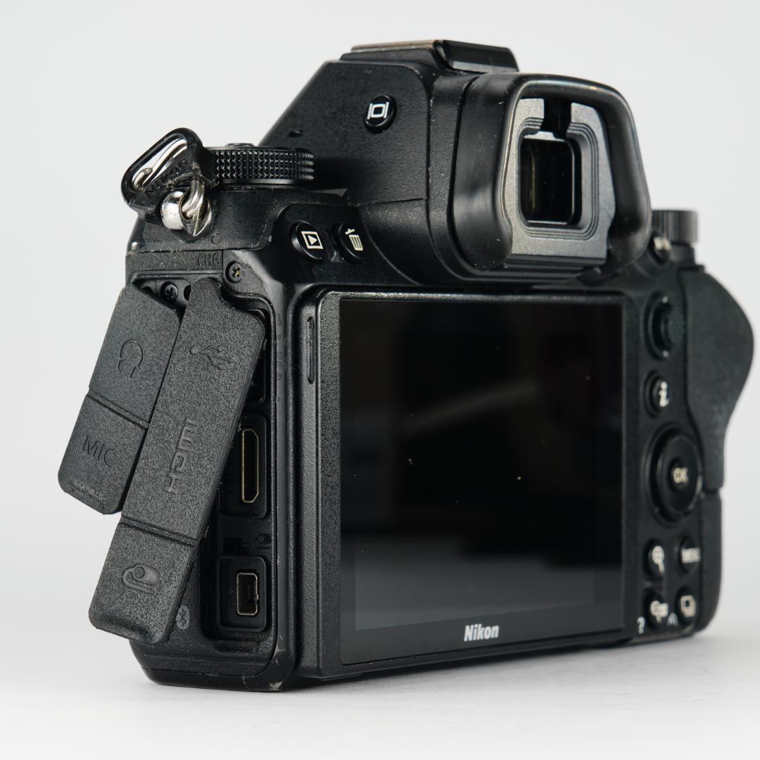 APS-Cからステップアップ Nikon Z6＋512GB完全セット ミラーレス