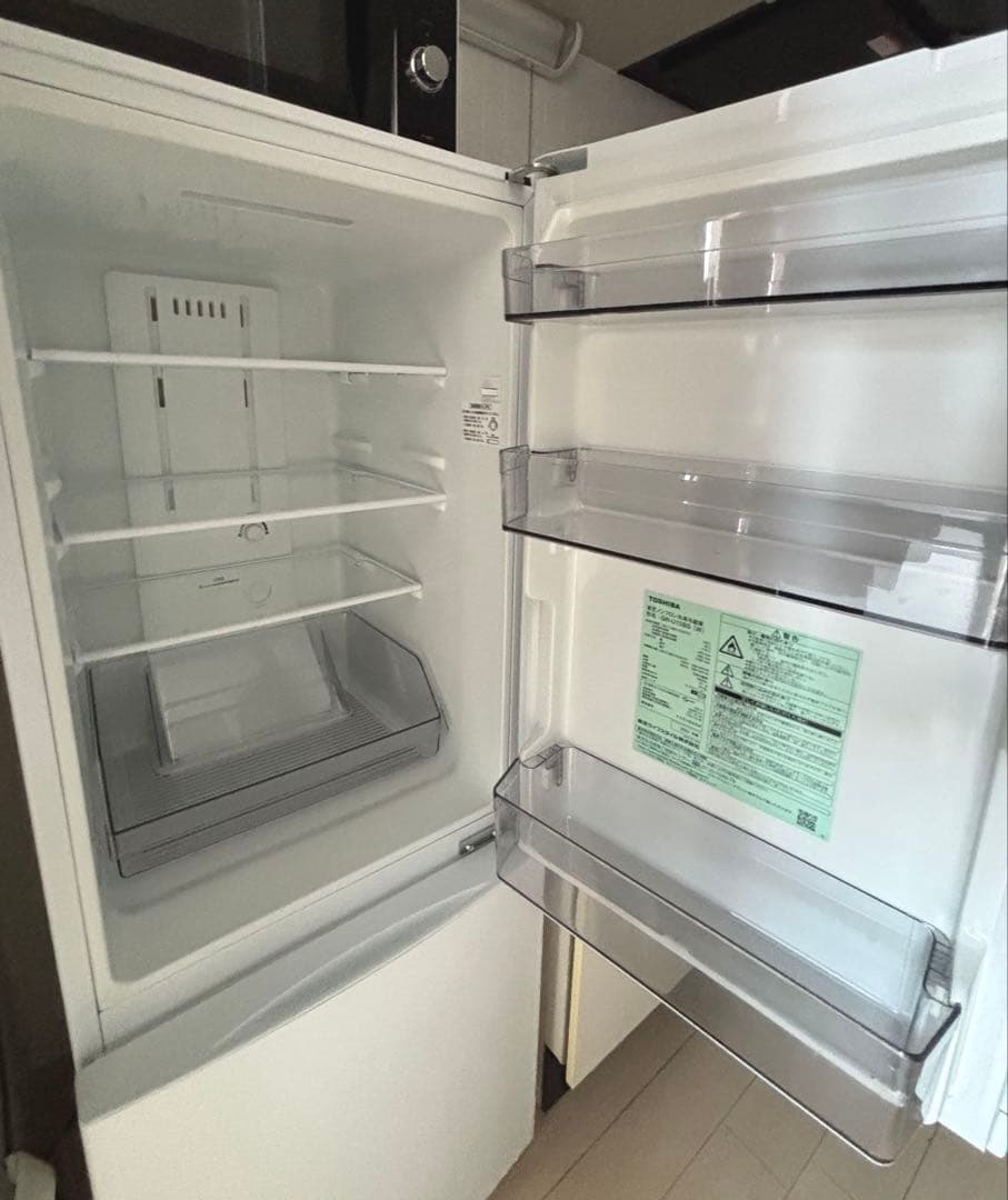 23日まで【6年保証付き】TOSHIBA 冷凍冷蔵庫GR-U17BS