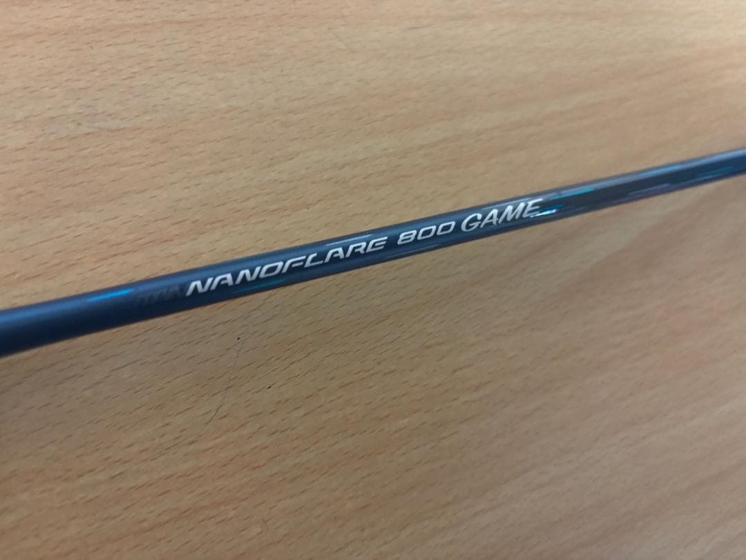 超美品　YONEX ナノフレア８００ゲーム　4U5　バドミントンラケット