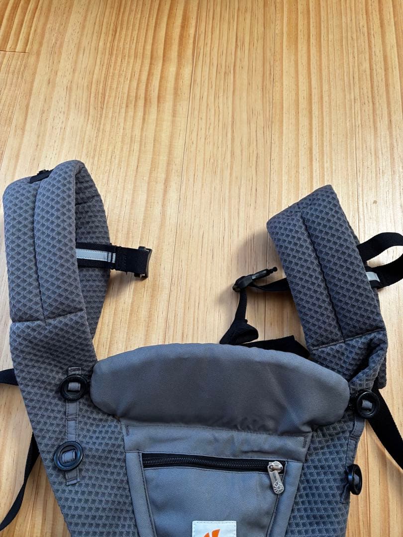 OMNI Breeze グラファイトグレー　エルゴベビー　抱っこ紐