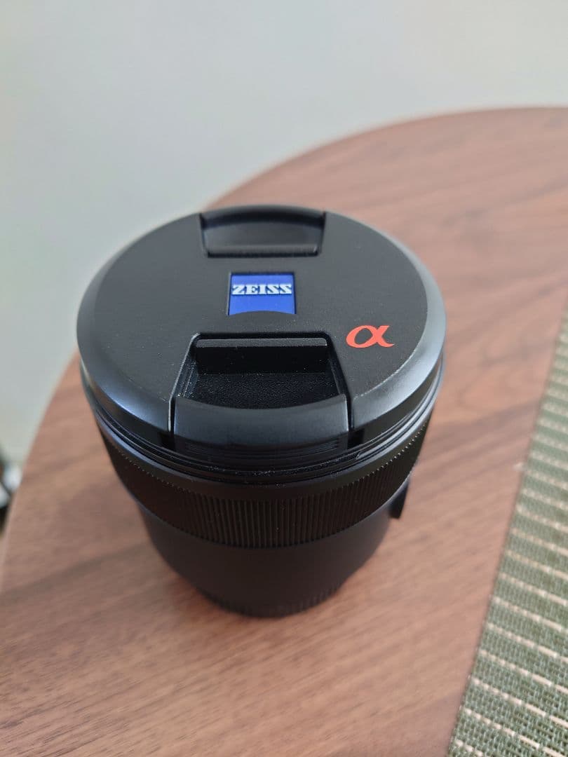 SONY　Distagon T* (Distagon T*24mm F2