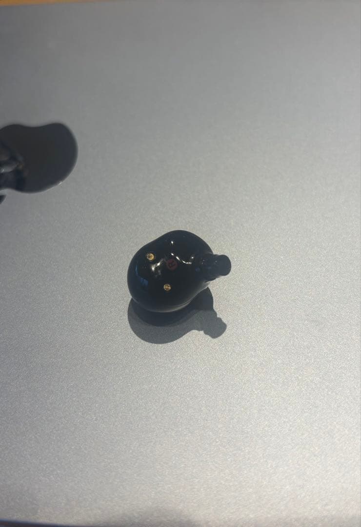 <美品>SONY WF-1000XM5 ブラック ワイヤレスイヤホン　おまけつき