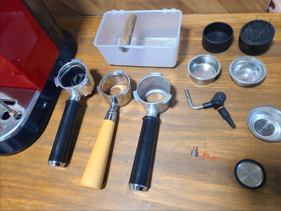 デロンギ　デディカ　EC680 スチームノズル改造済み　エスプレッソマシン