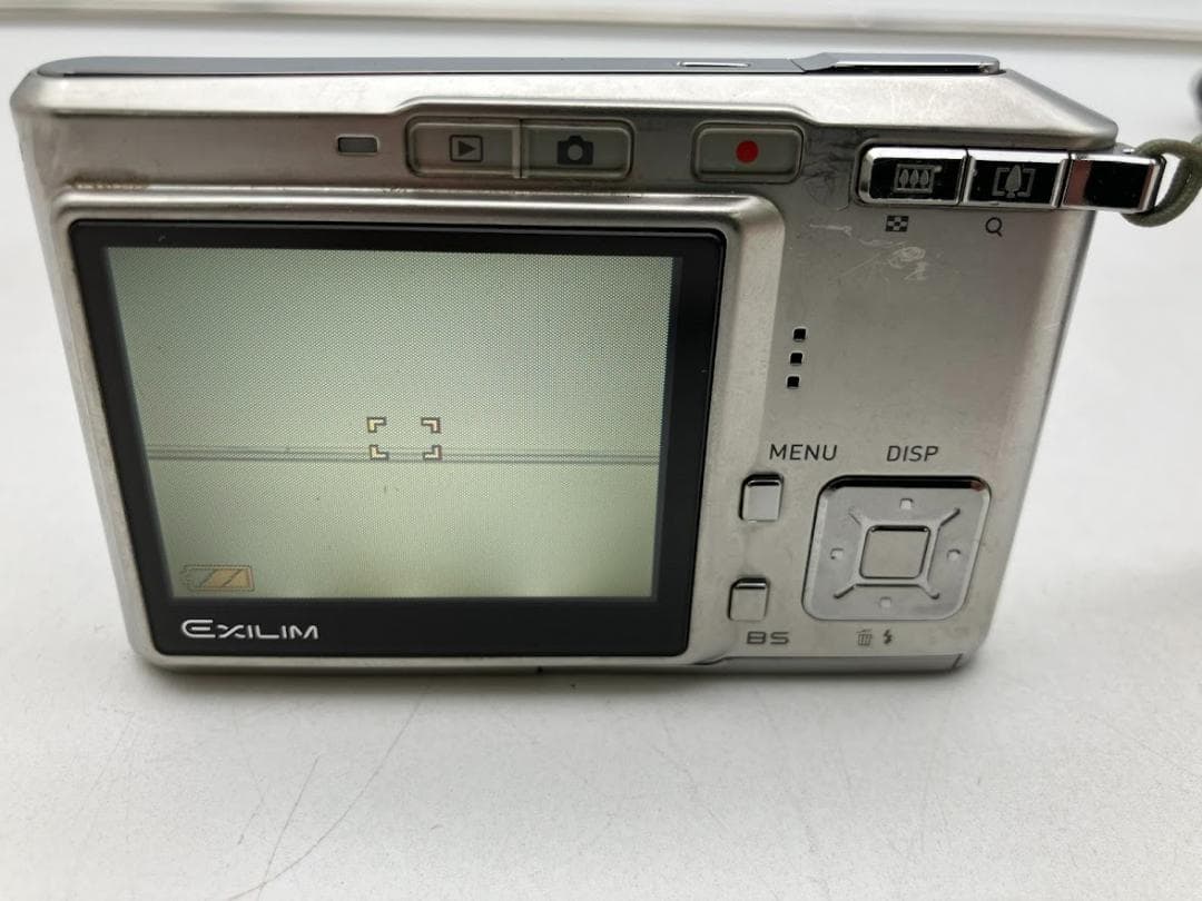 CASIO EXILIM デジタルカメラ EX-S600 本体と充電器