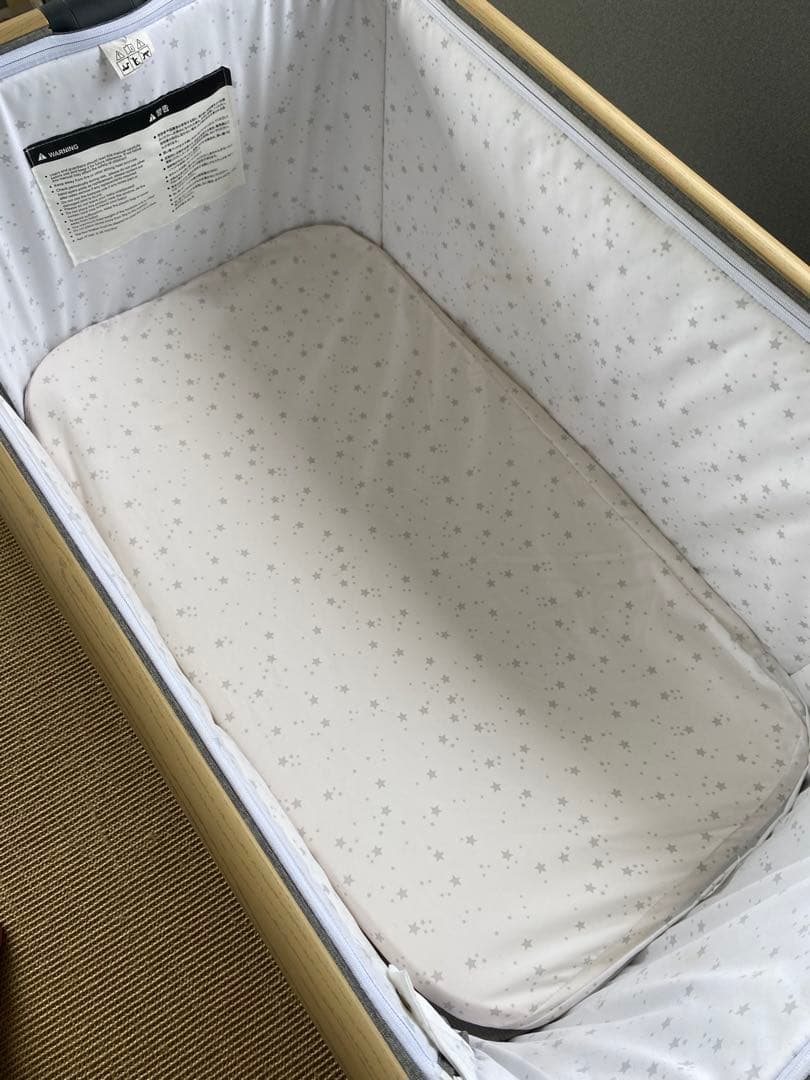 HZDMJ ベビーベッド　グレー 収納スペース付き