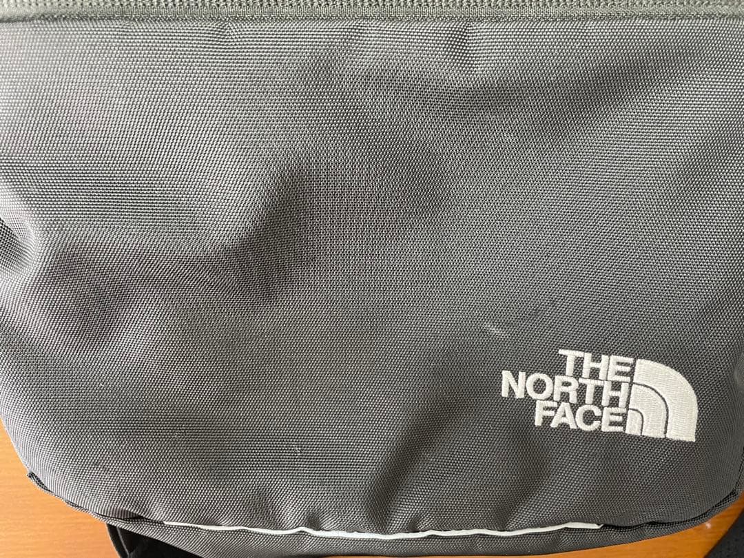 ザノースフェイス　THE NORTH FACE スリングバッグ　抱っこ紐