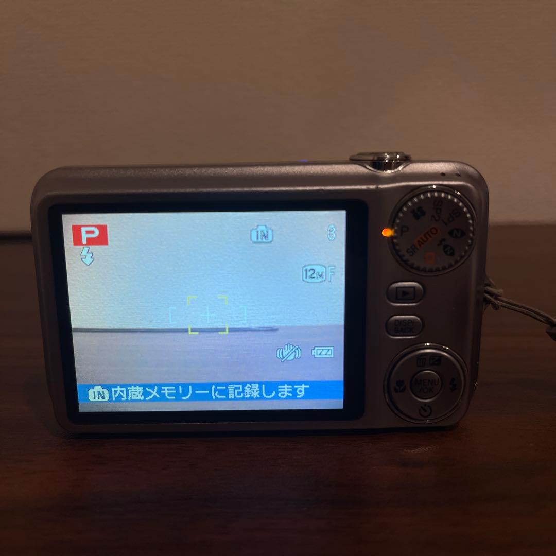 3961 FUJIFILM FinePix JX200 デジカメ