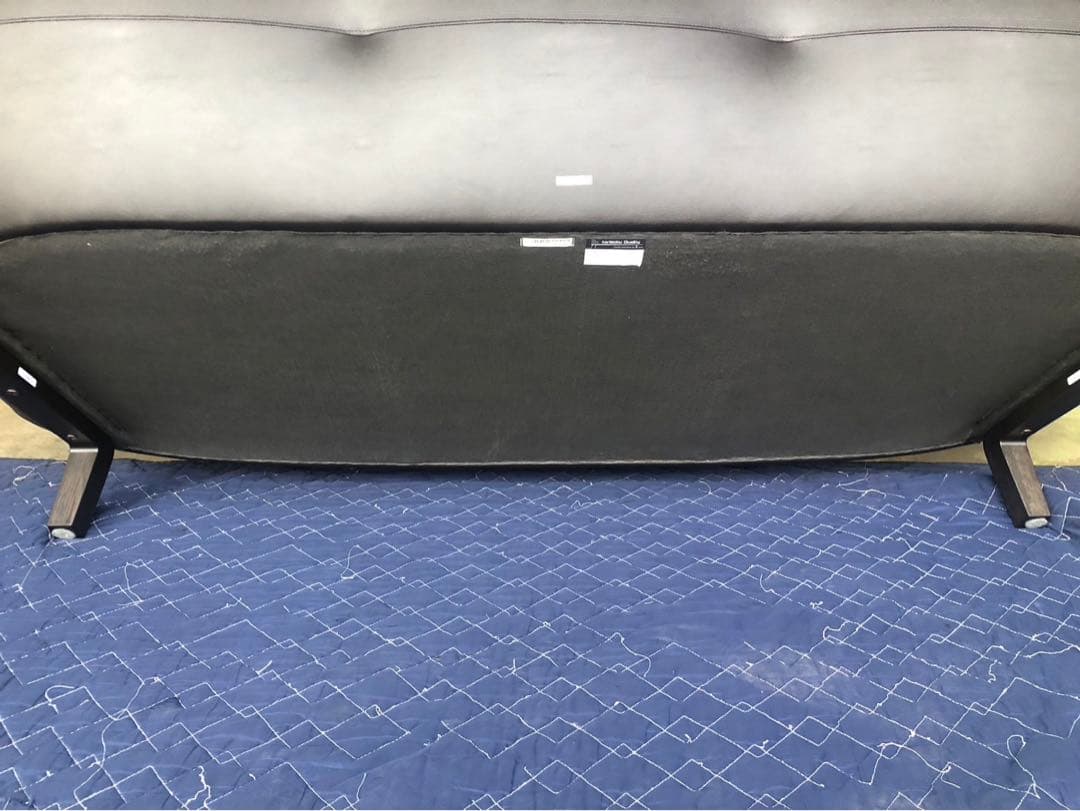 在庫処分‼️大幅値引き✨カリモク家具ZU46038989 3人掛ソファ本革オーダー