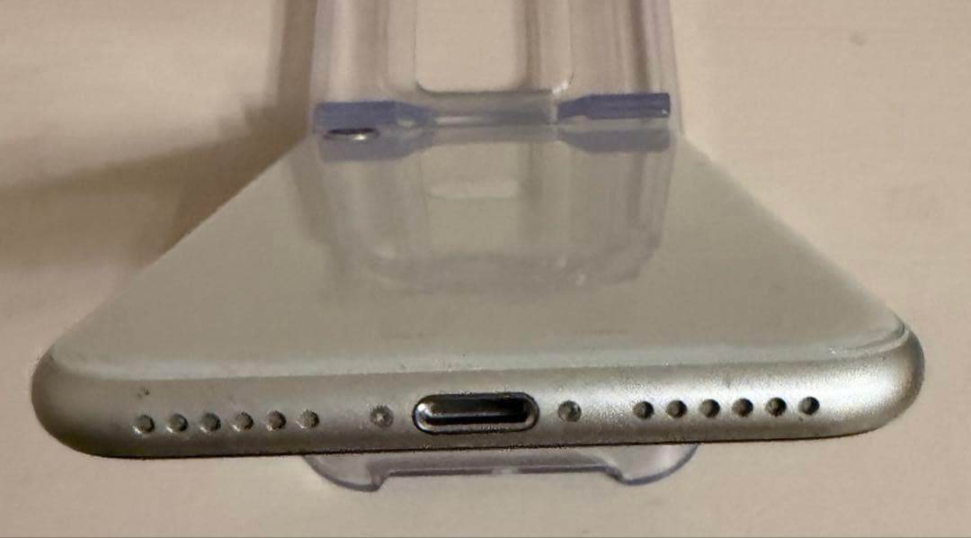 【超美品】iPhone SE3 第3世代 SIMフリー 128GB スターライト