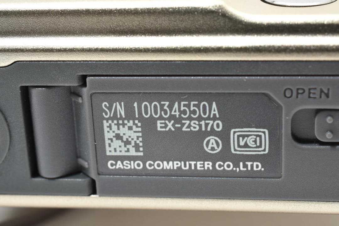 極美品 カシオ　CASIO EXILIM EX-ZS170 ゴールド ＃A351