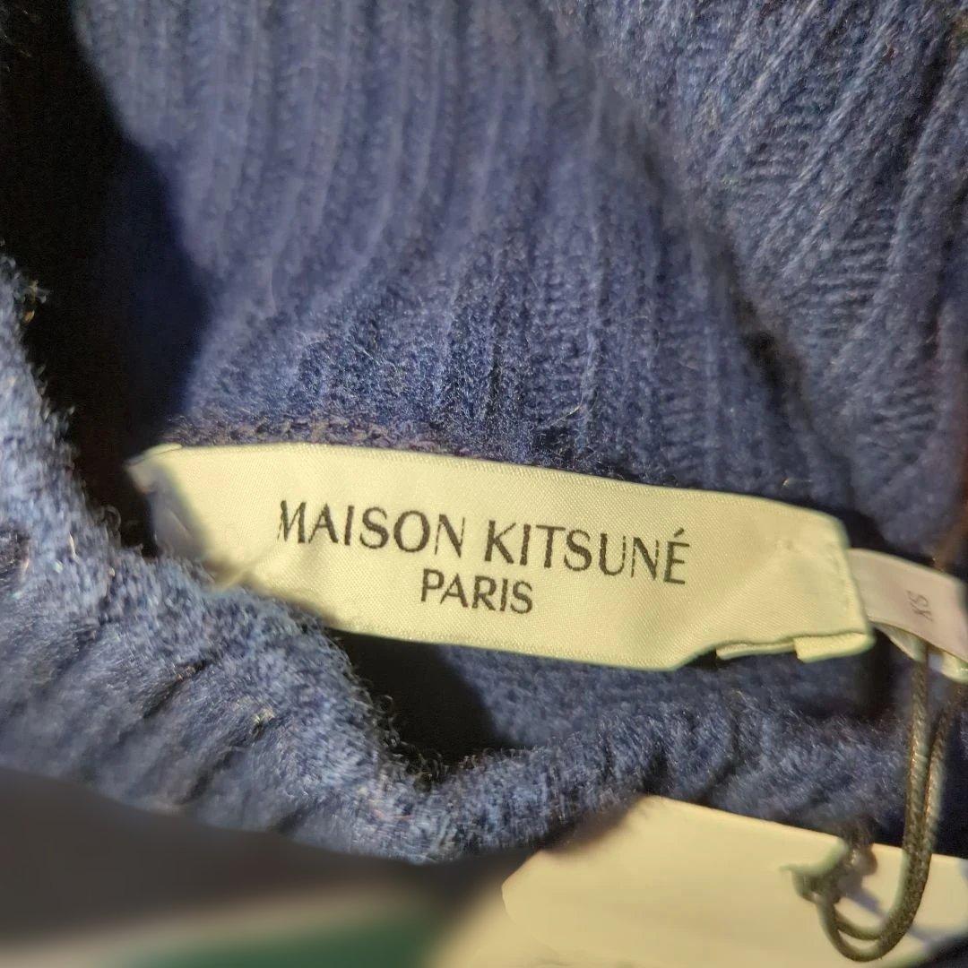 新品未使用タグ付きMAISON KITSUNÉ ネイビー タートルネックセーター