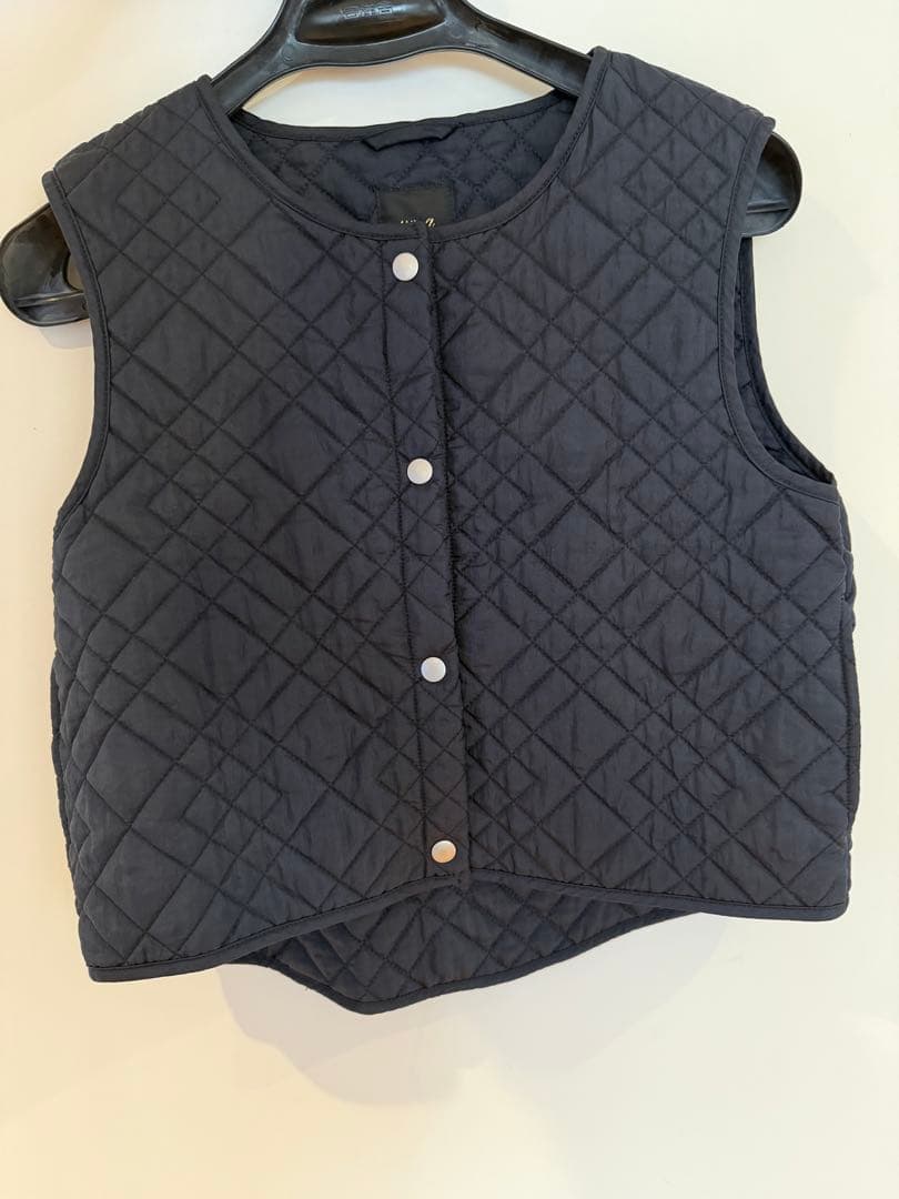unoa ウノア Quilted キルティング ベスト ナイトブルー sizeM