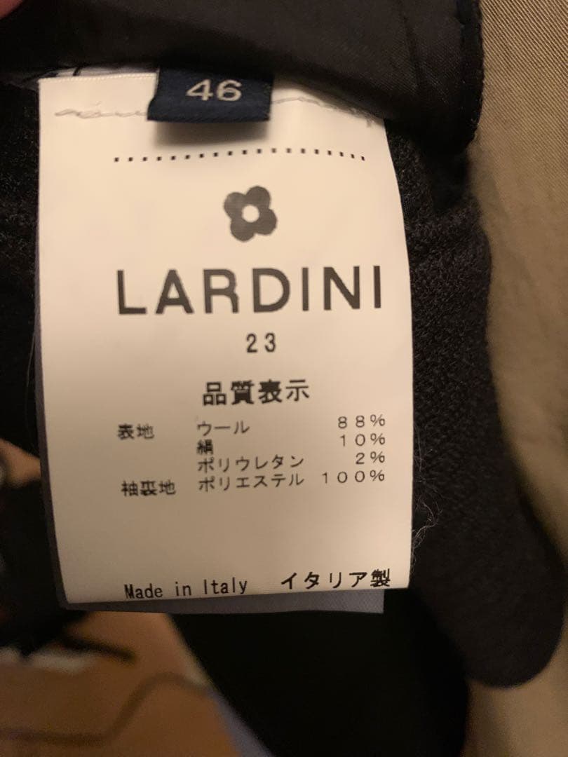 即日発送ラルディーニ　ブラックジャケット