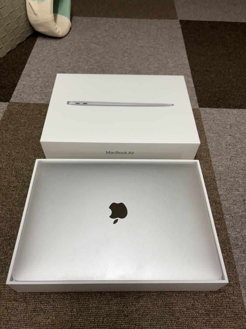 MacBook本体 MacBook Air13 2020Intel 16M 512GB