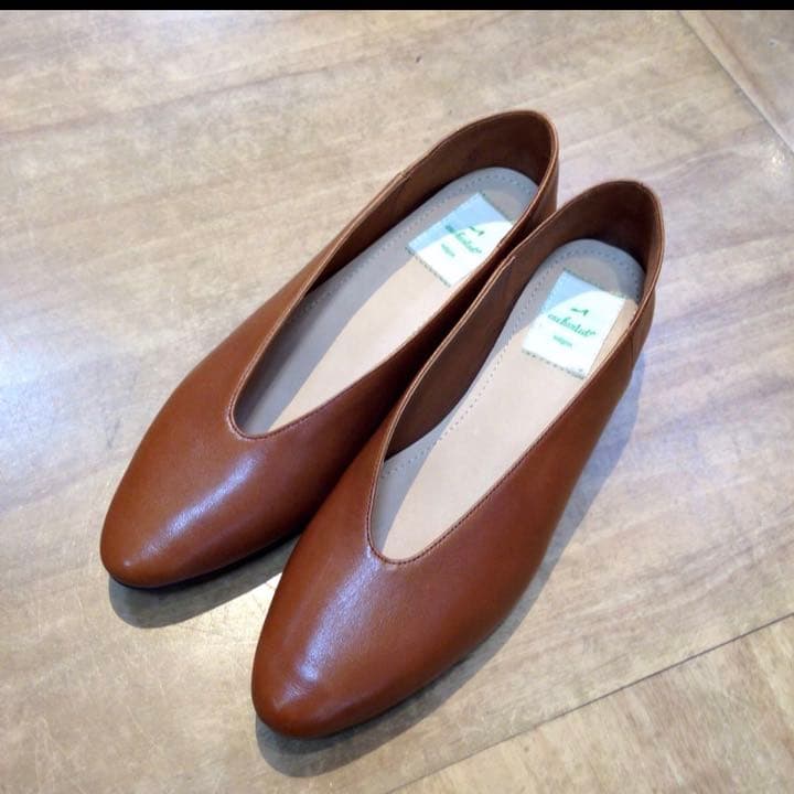 限定値下げ★未使用★enchanted 本革ソフトレザーVカットバブーシュ