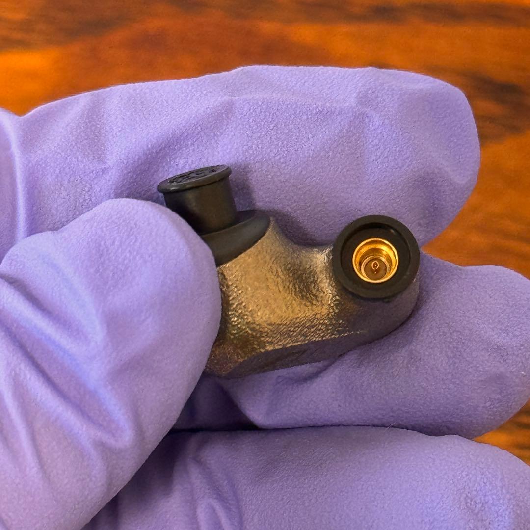 イヤホン Sennheiser IE 600