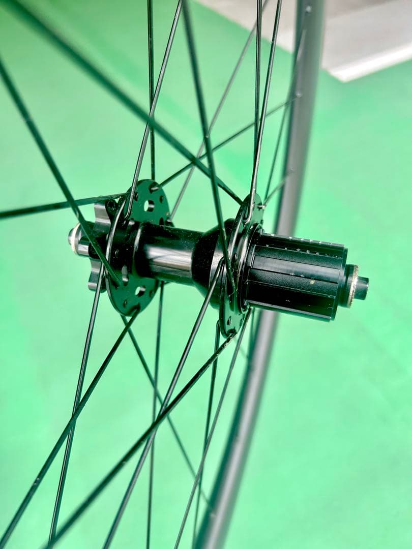 【ディスク用カーボンCarbonホイール後輪2025年購入品superteam◆