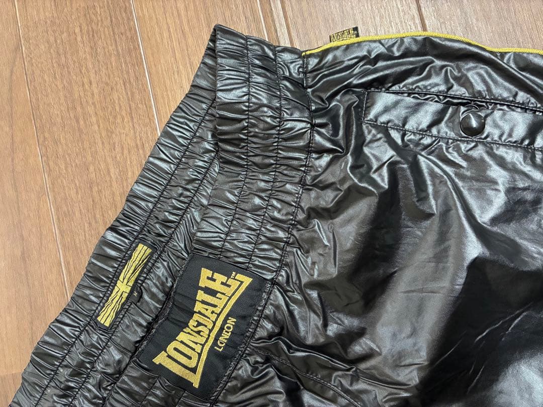 Lonsdale フード付きトレーニングウェア上下セット