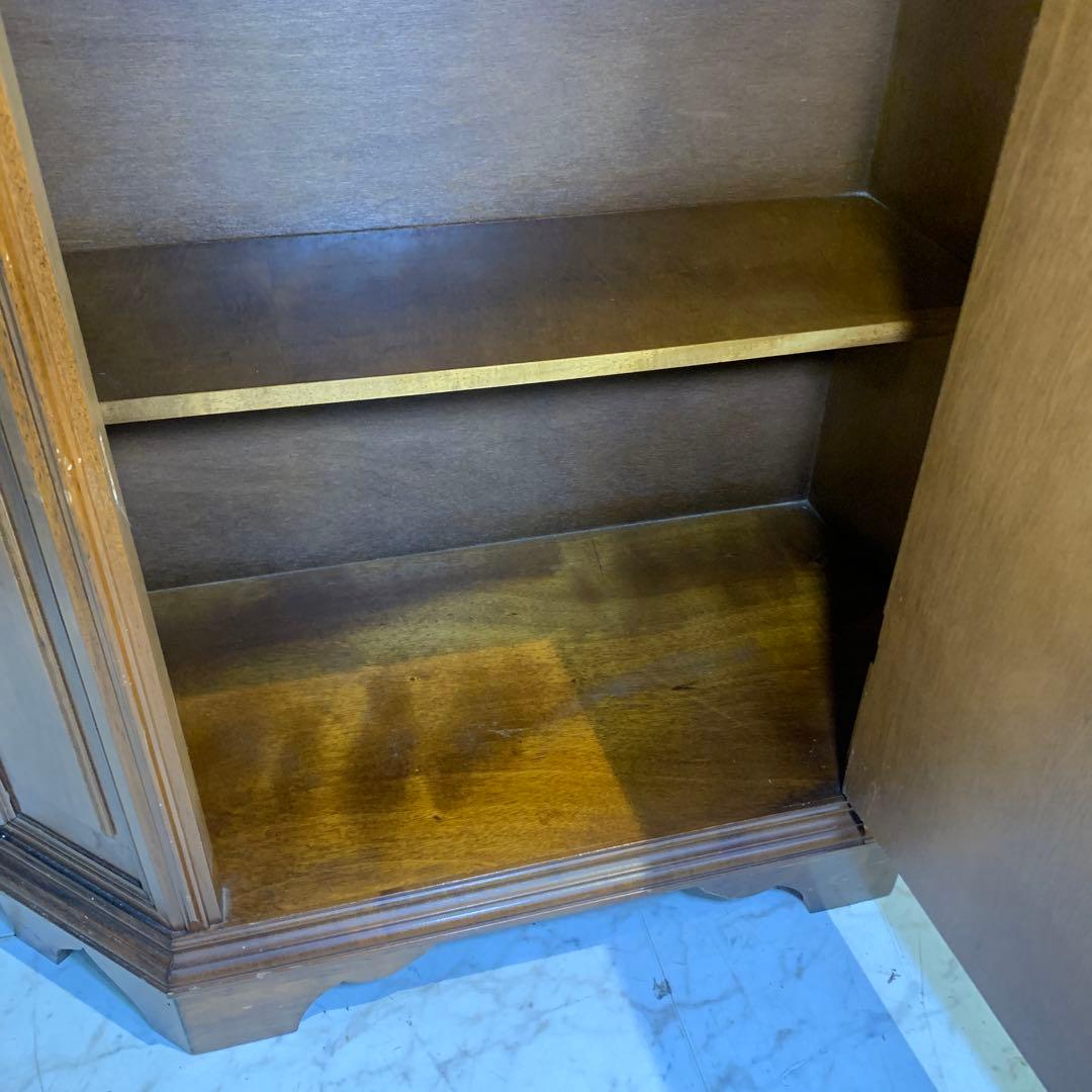 M*N様 イタリア　アンティーク　キャビネット