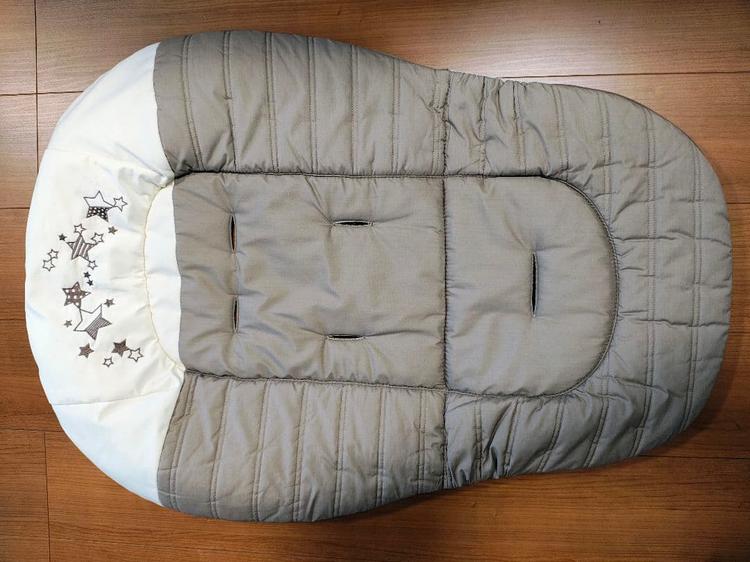 Combi 『ネムリラAT 』ハイローチェア　電動　　本日最終値下げ！！