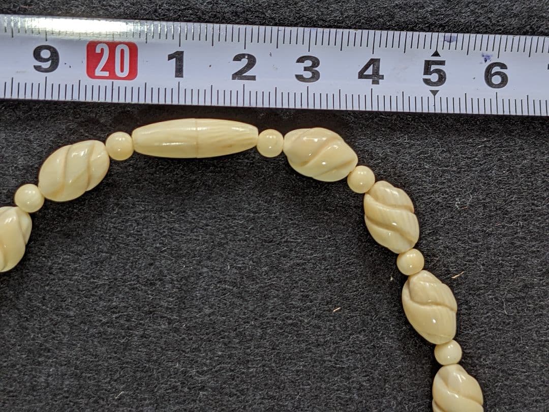 ♦？鹿角？骨？鯨歯の牙彫り 工芸品 ネックレス 宝飾品 貴金属 骨董品