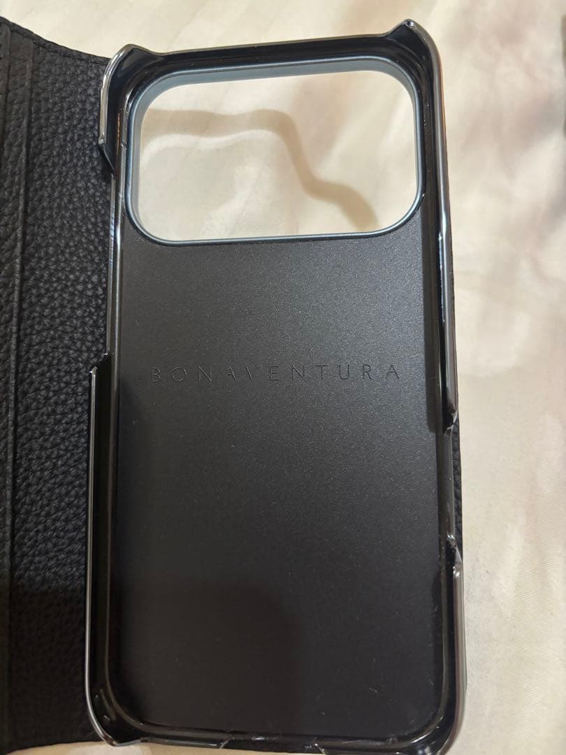 【新品】BONAVENTURA iPhone 17Pro Max 手帳型ケース