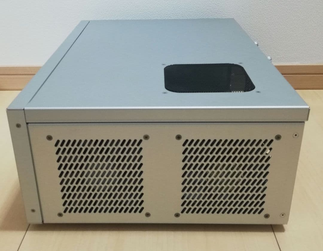 動作未確認 PCケース LIAN LI PC-C50