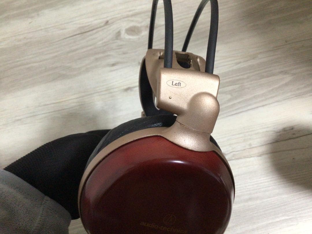 ヘッドホン audio-technica ATH-W1000