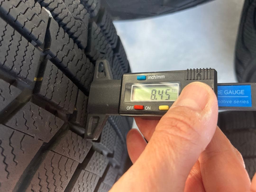 イポリテ①2024年製スタッドレスアルミ1本