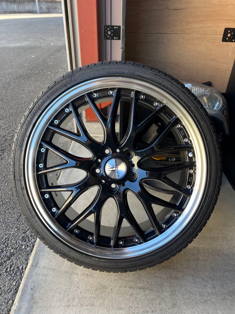 み*ー様 19インチ 225/35r19 ノア　ヴォクシー