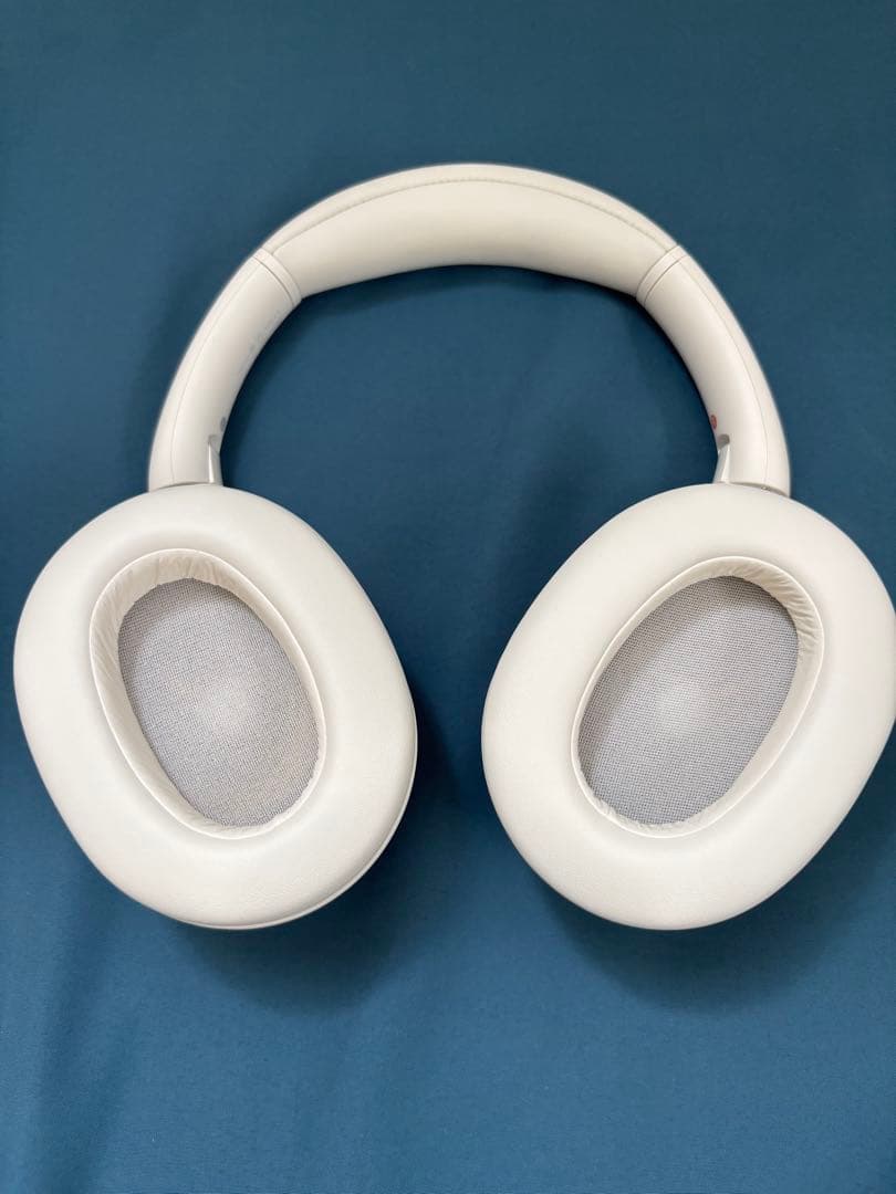 SONY ULT WEAR ワイヤレスヘッドフォン ホワイト