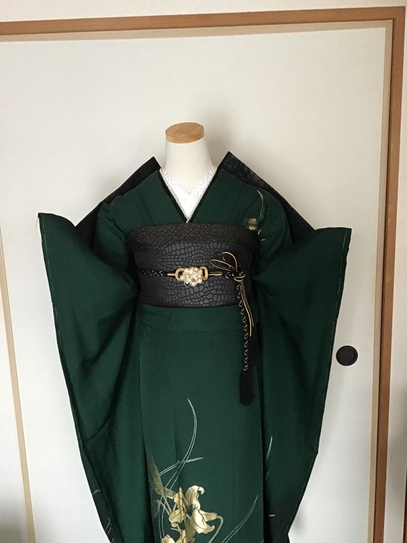 振袖フルセット　深緑　黒　金彩　作家者　躾糸付き　正絹　振袖6点セット