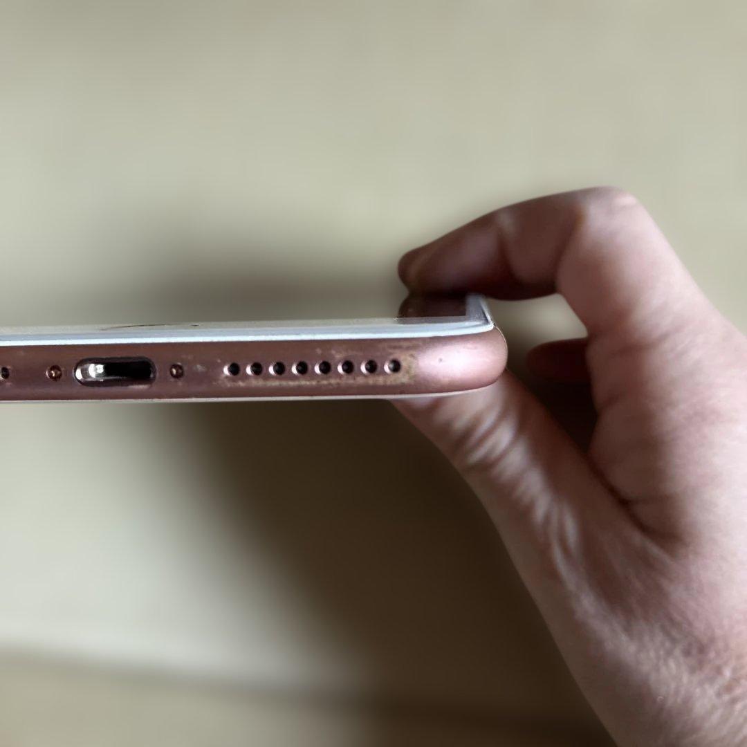 iPhone8Plus ゴールド　64GB バッテリー83%