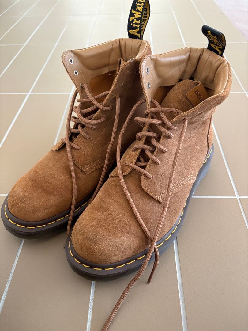 Dr. Martens スエードワークブーツ ベージュ　サイズ8