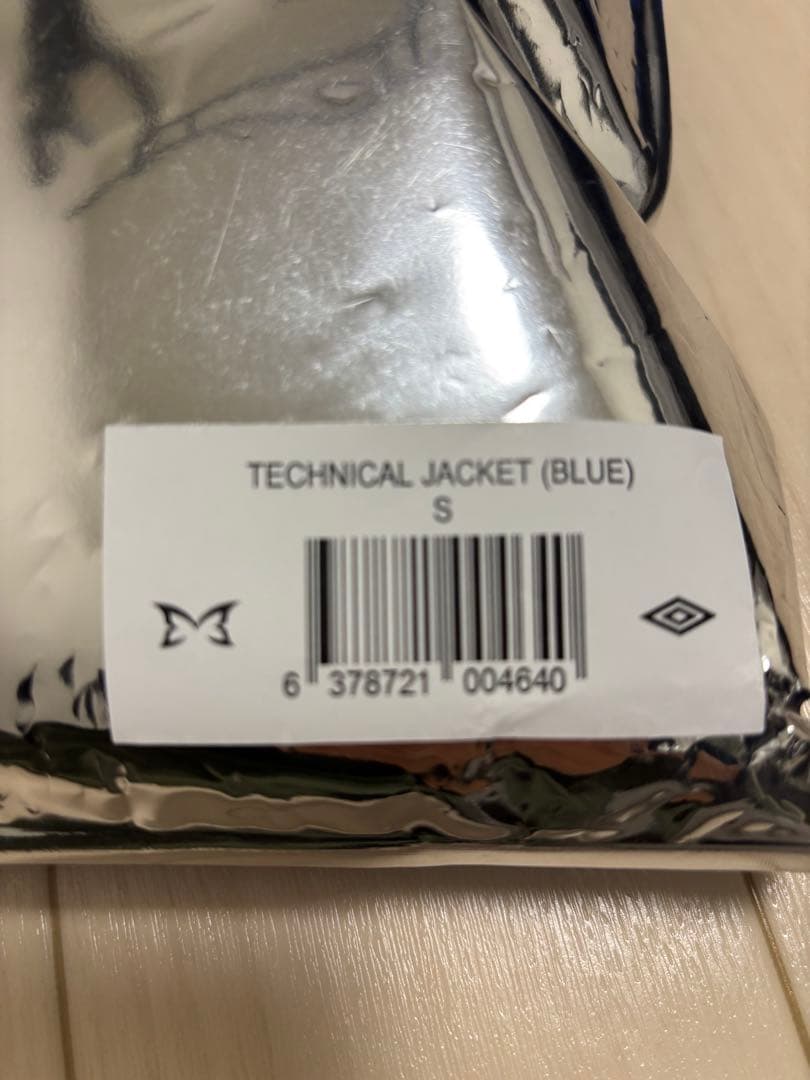 mertra x umbroトラックジャケット　青