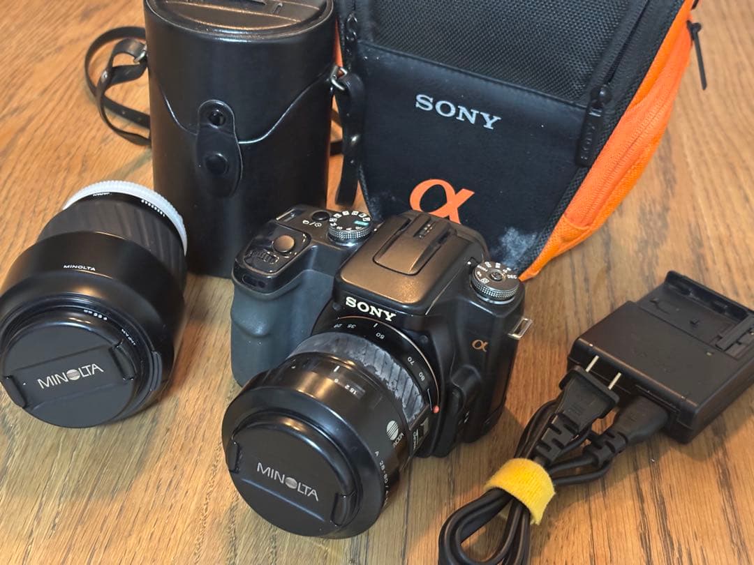 SONY α 一眼レフカメラ＋レンズ2本