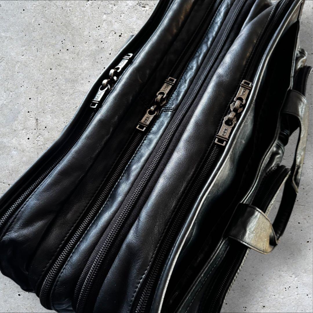 TUMI ミディアム エクスパンダブル オーガナイザー ブリーフ オールレザー