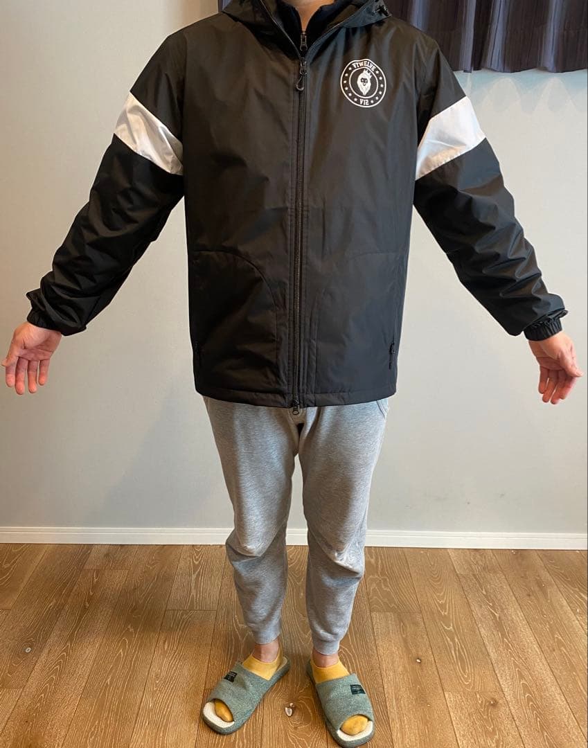 極美品 V12 V TWELVE ゴルフウェア ナイロンジャケット メンズ Ｌ