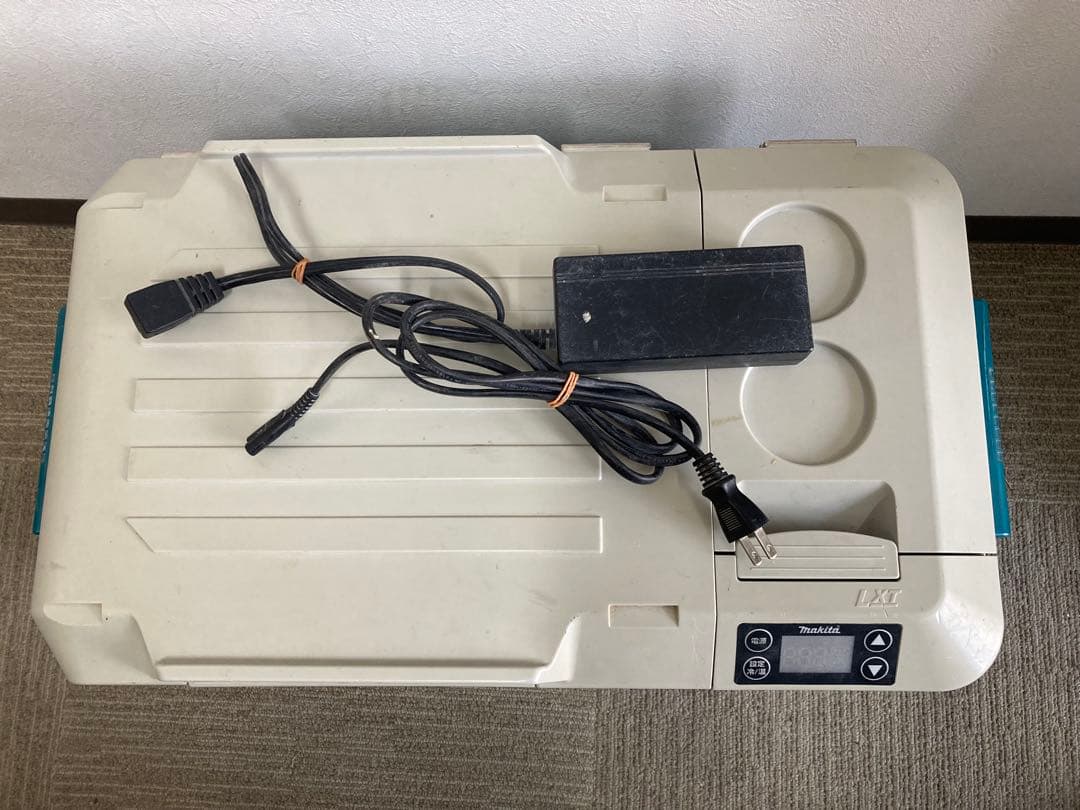 makita マキタ　保冷温庫　CW180D